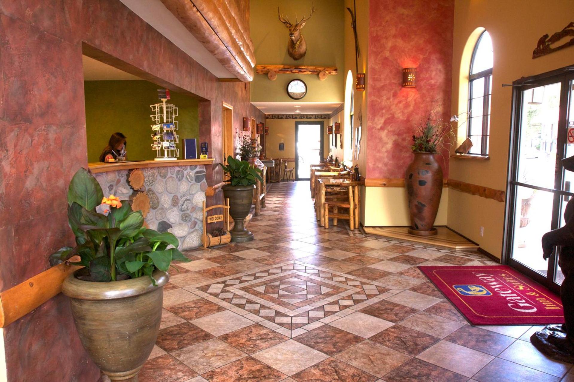 Gateway Inn and Suites photo 22