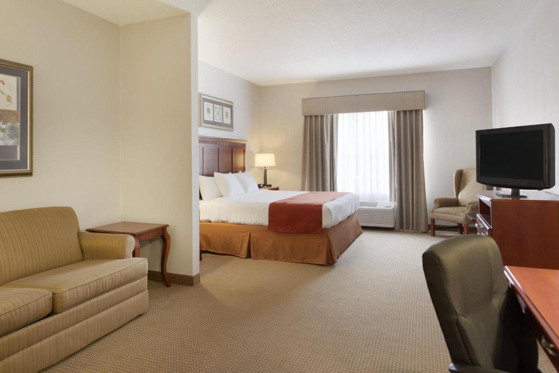 Country Inn & Suites by Radisson, Harrisonburg, VA photo 21