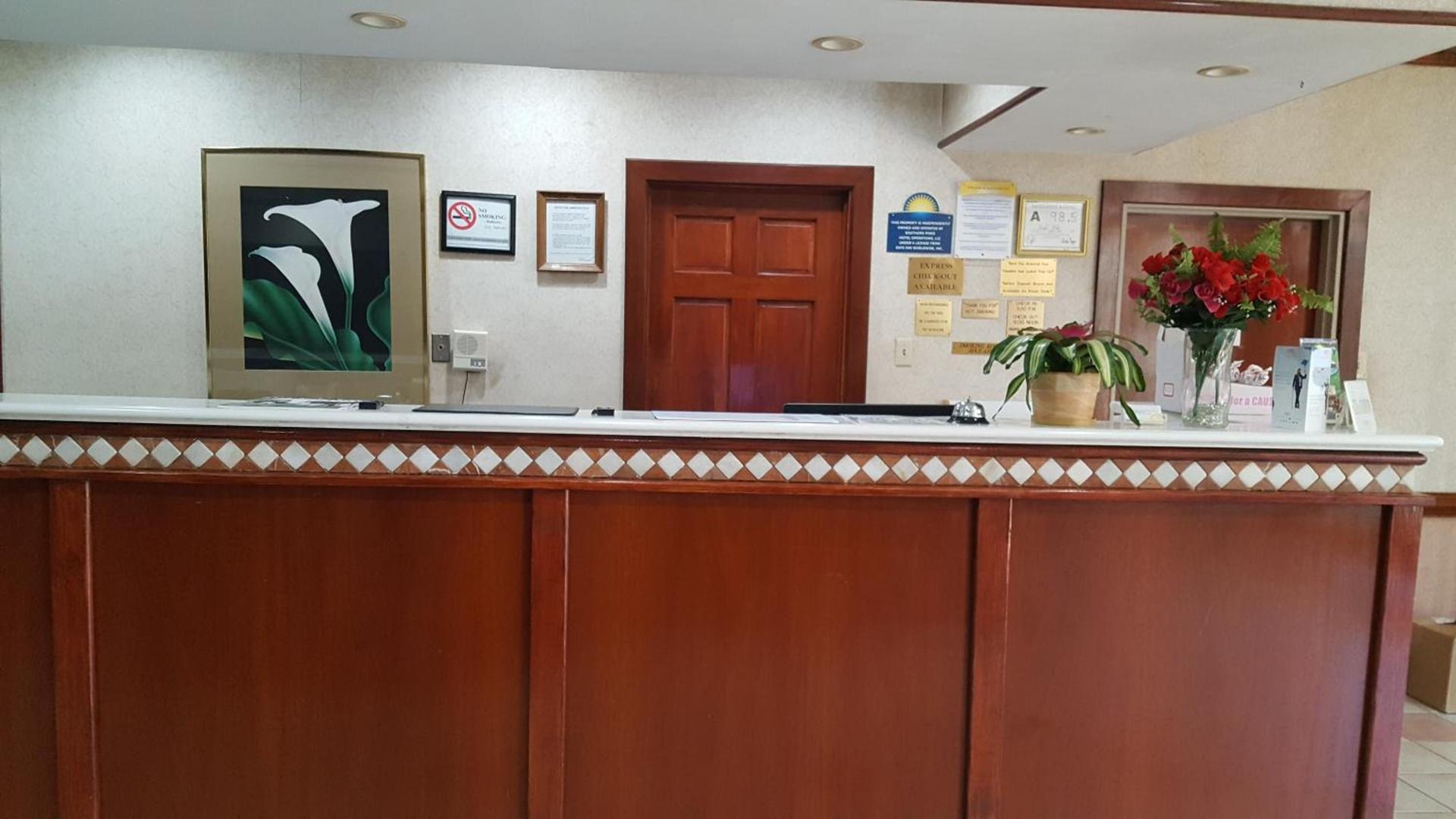 Clarion Inn Southern Pines - Pinehurst photo 55