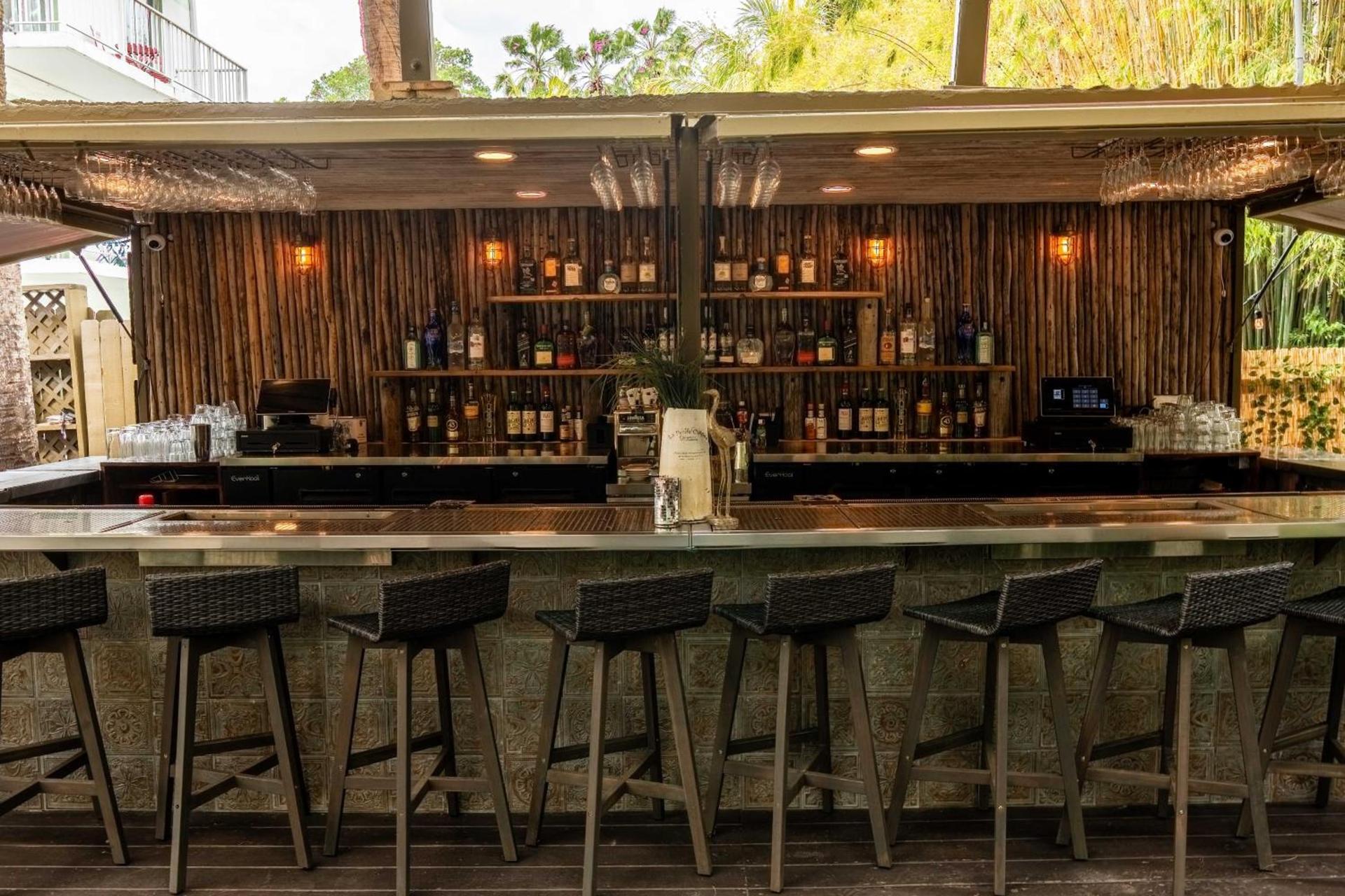 Miami River Inn by Renzzi photo 27
