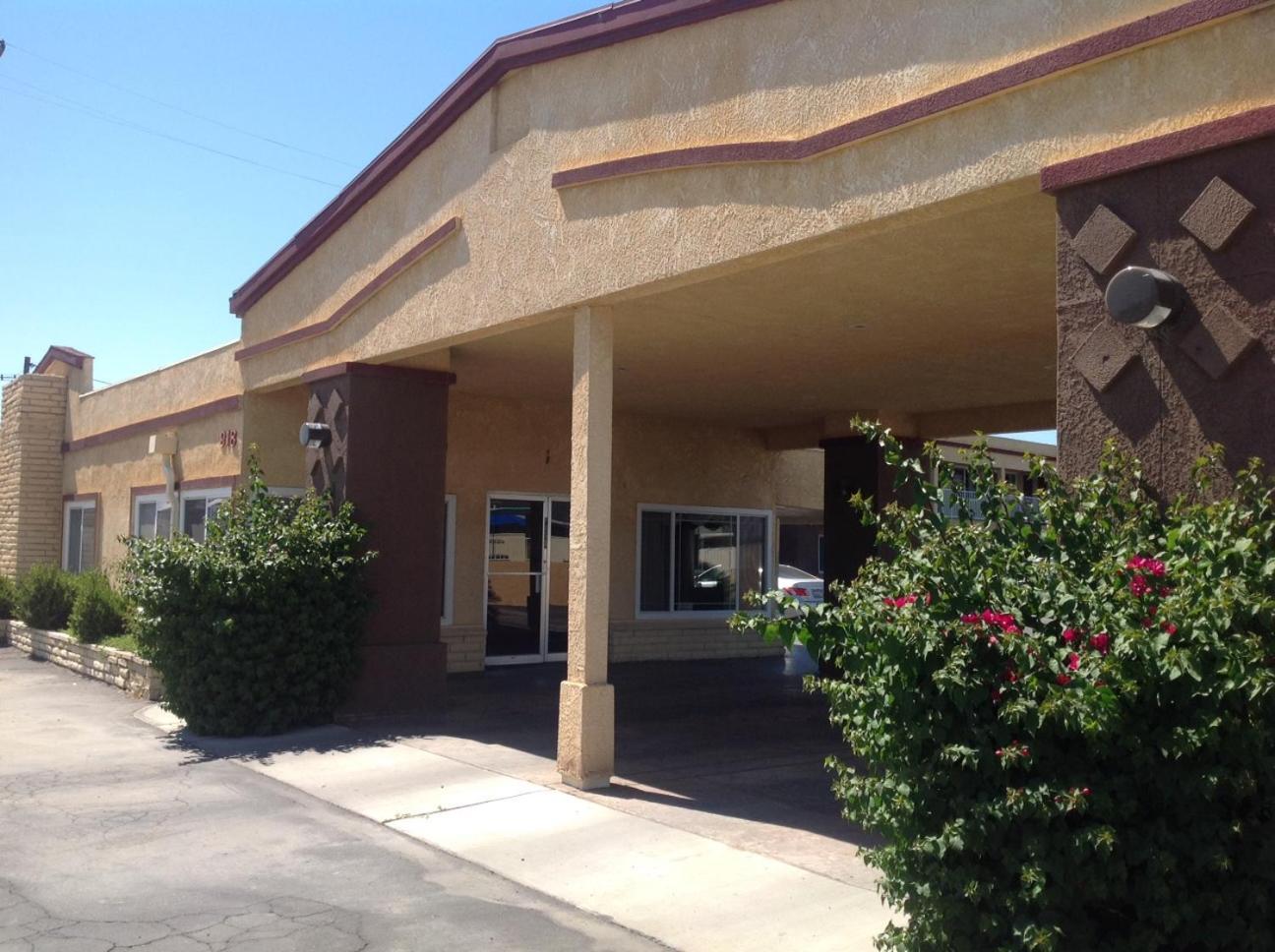 Americas Best Value Inn Hanford photo 3