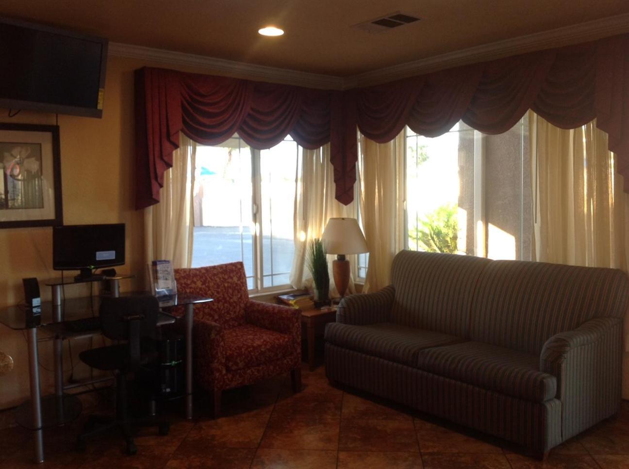 Americas Best Value Inn Hanford photo 5