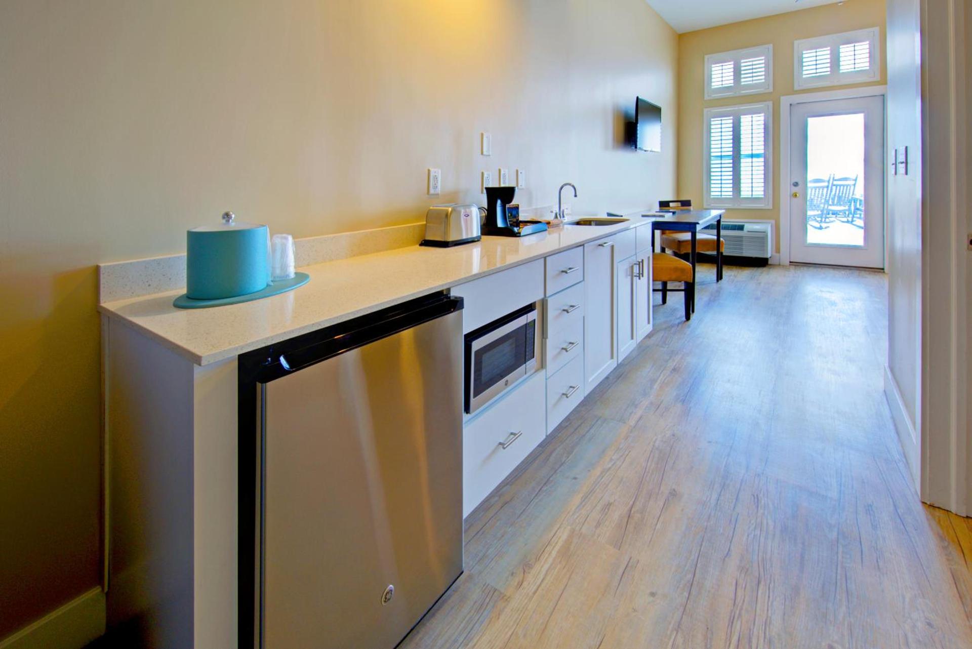 Commander Hotel & Suites photo 22