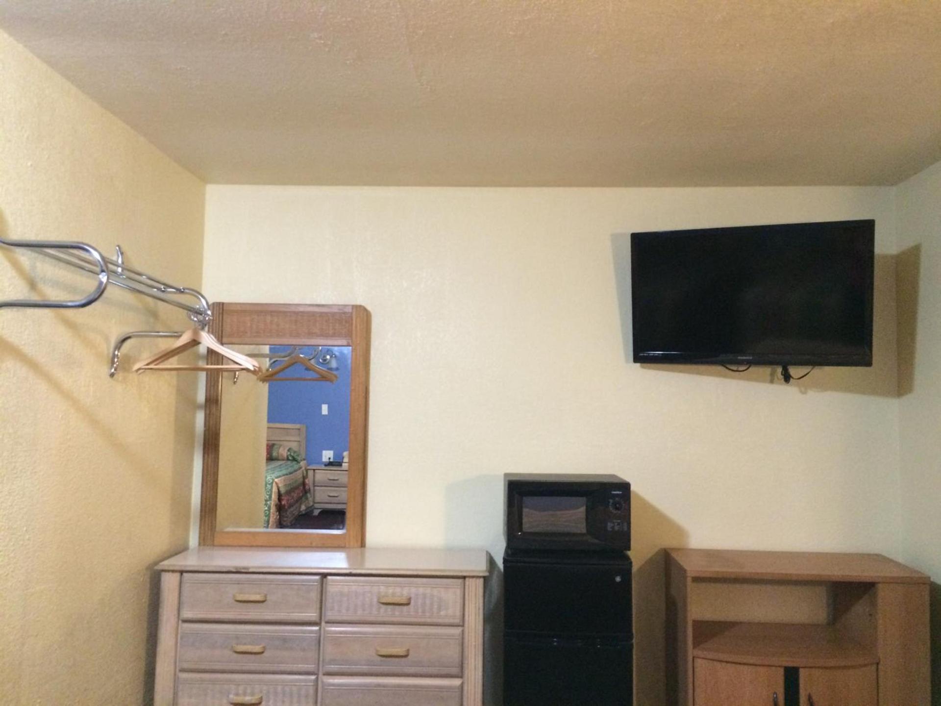 Blarney Inn photo 3