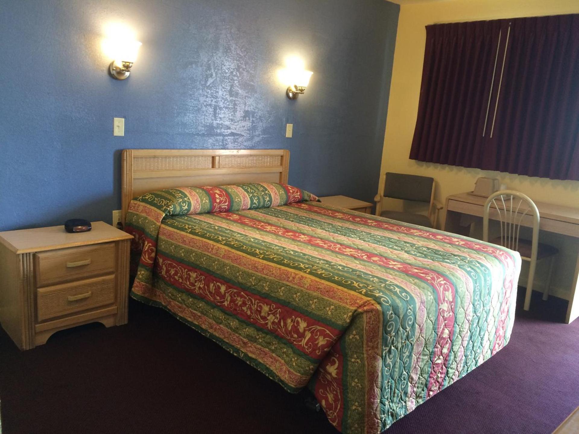 Blarney Inn photo 2