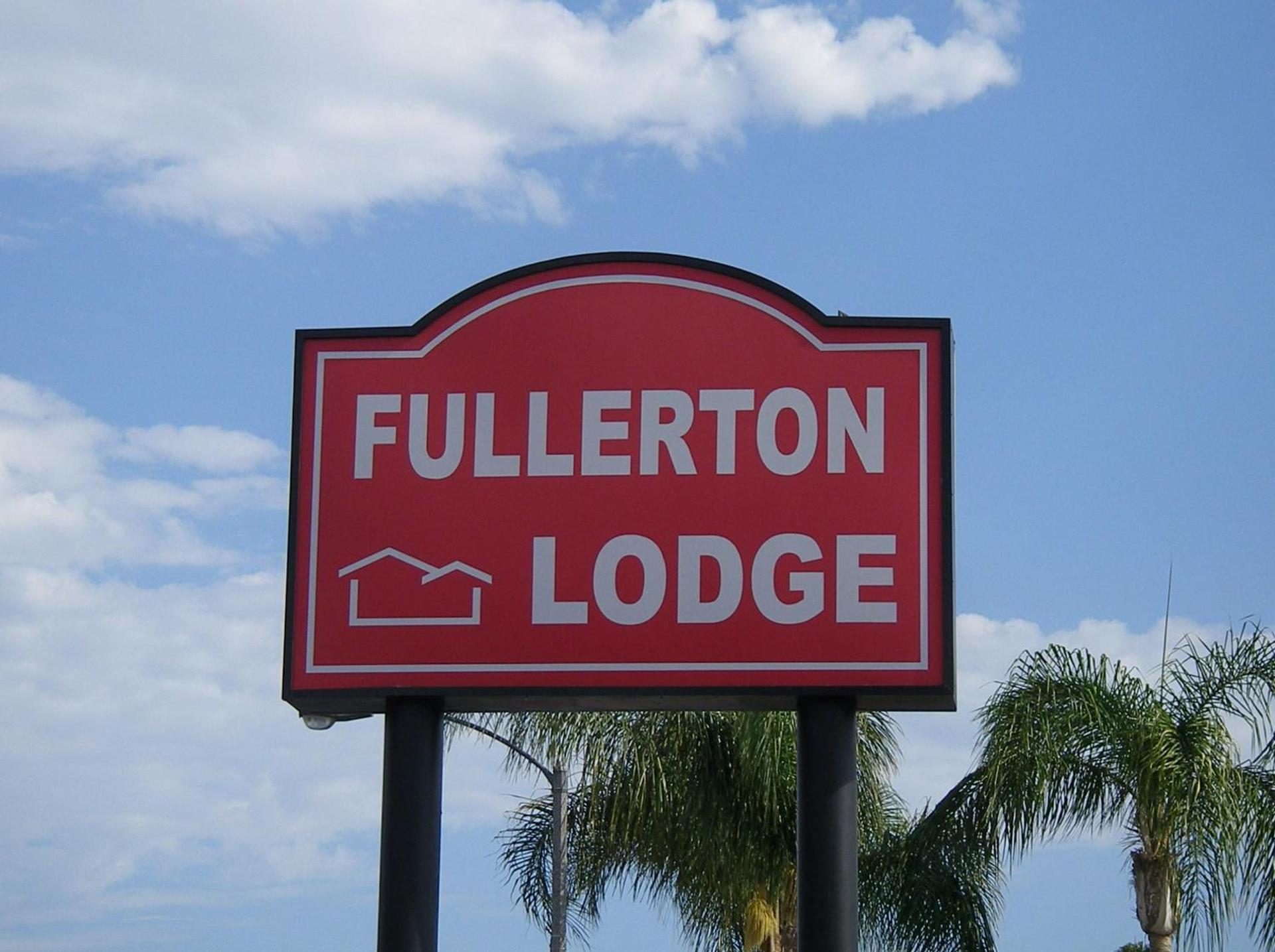 Fullerton Lodge photo 20