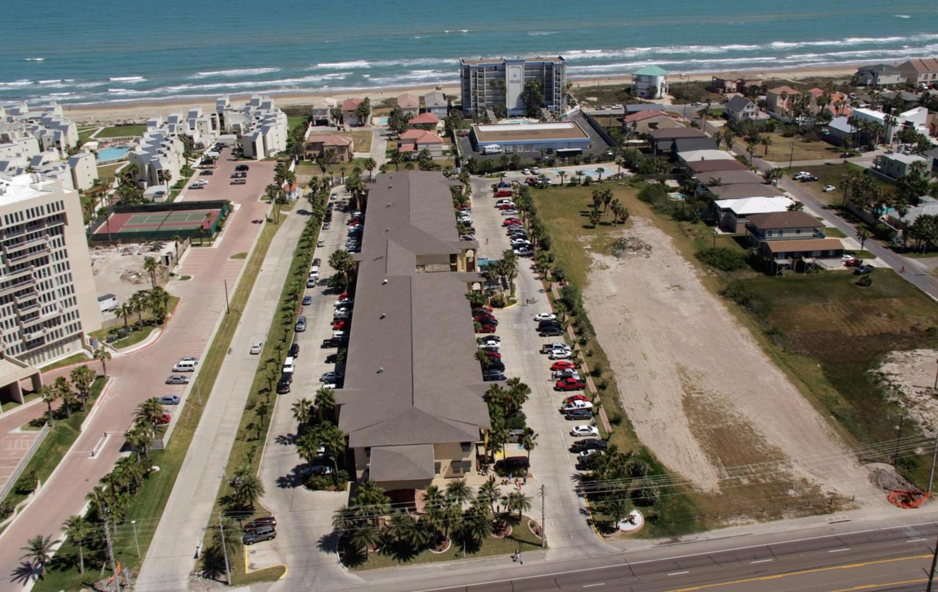 Ramada by Wyndham & Suites South Padre Island photo 33