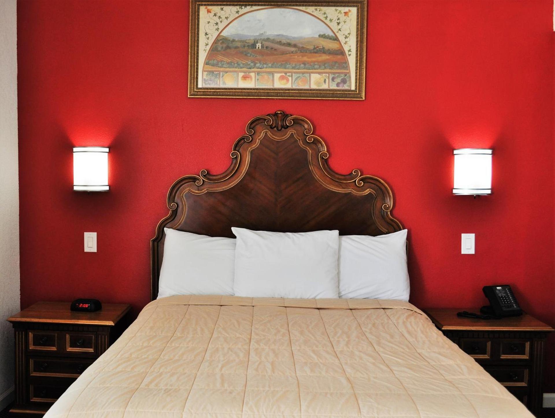 A Nights Inn photo 5