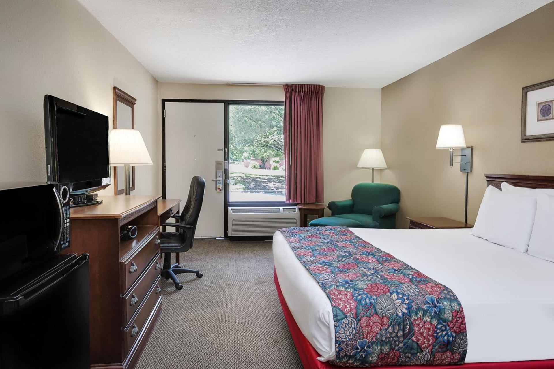 Days Inn by Wyndham Hoover Birmingham photo 17