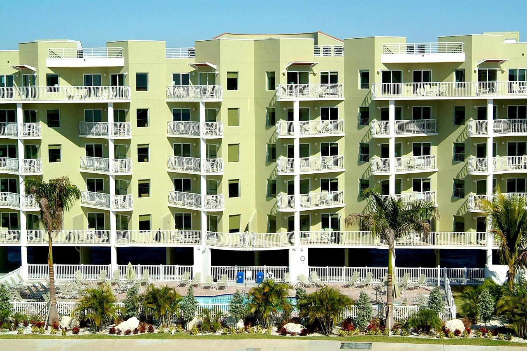 Crystal Palms Beach Resort photo 12