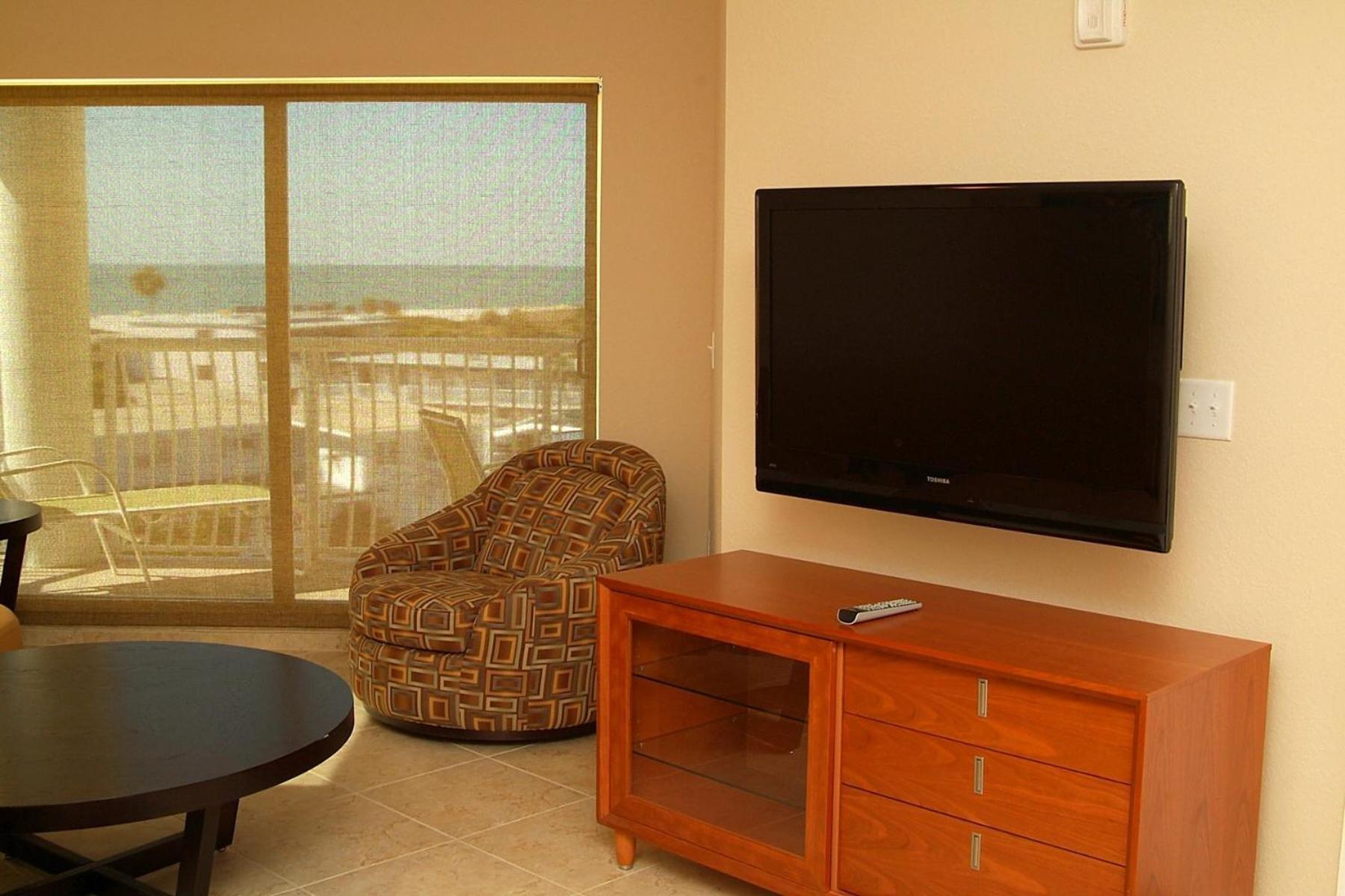 Crystal Palms Beach Resort photo 14
