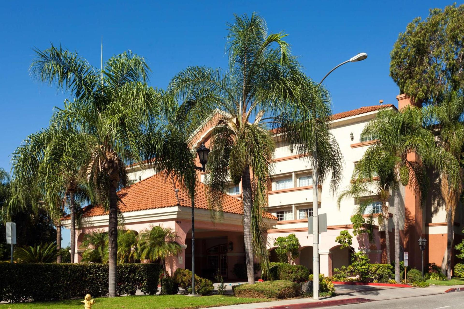 Park Suites Hotel — hotel in South El Monte