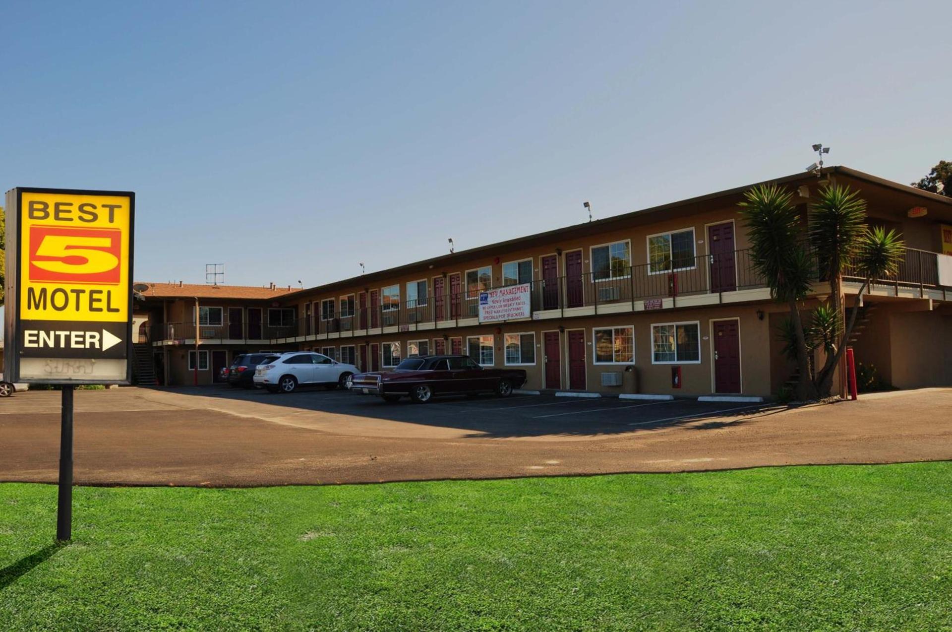 Best 5 Motel photo 1