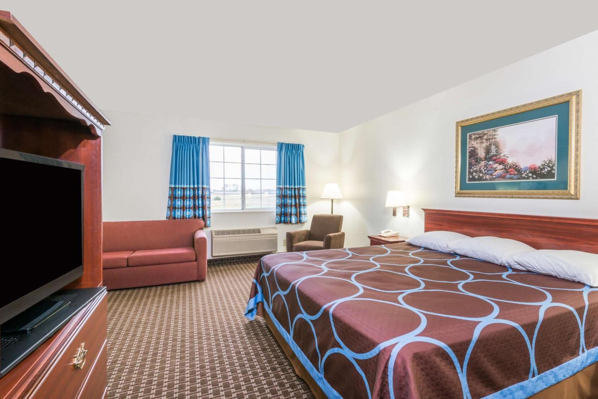 Super 8 by Wyndham Gardner photo 12