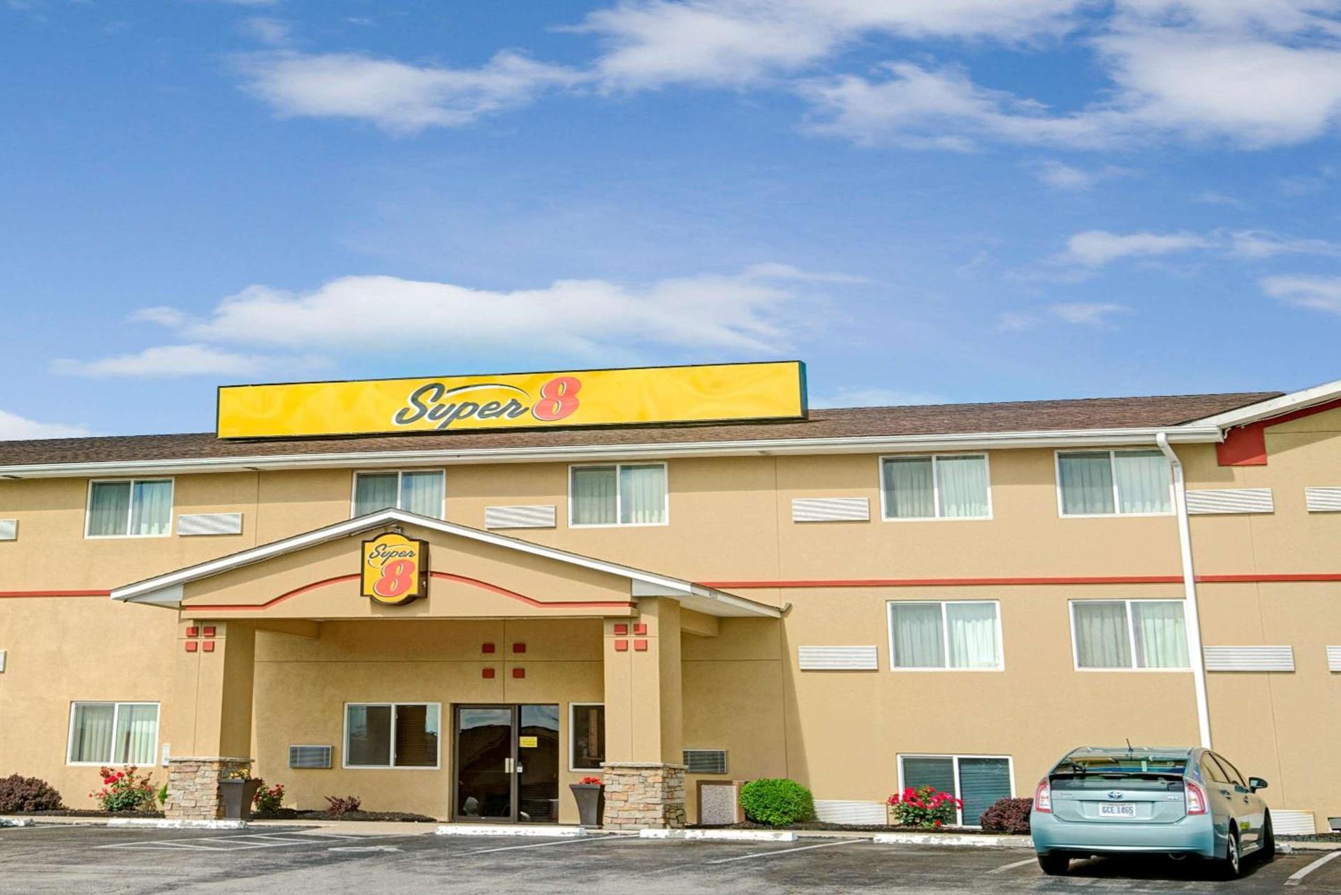 Super 8 by Wyndham Independence Kansas City photo 8