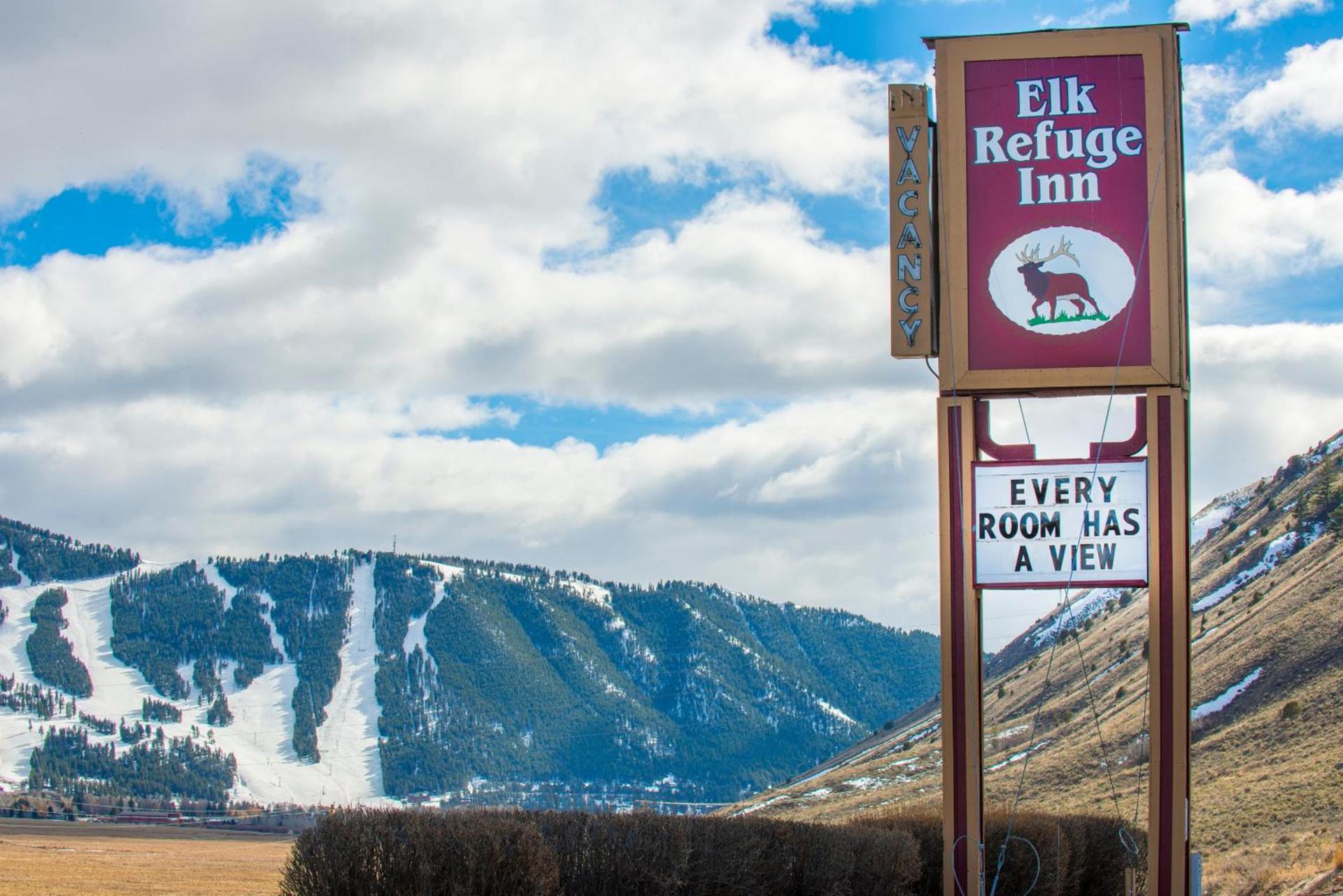Elk Refuge Inn photo 54