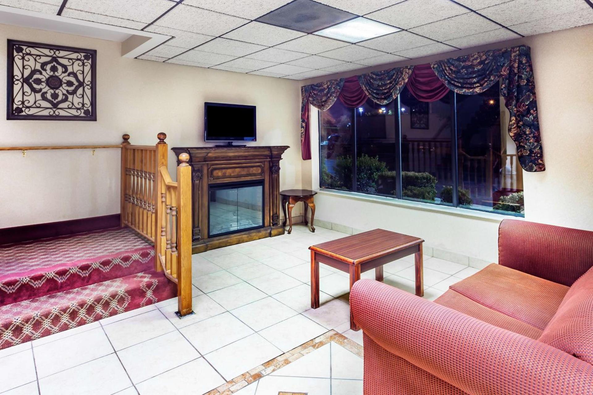 Super 8 by Wyndham Morristown/South photo 16
