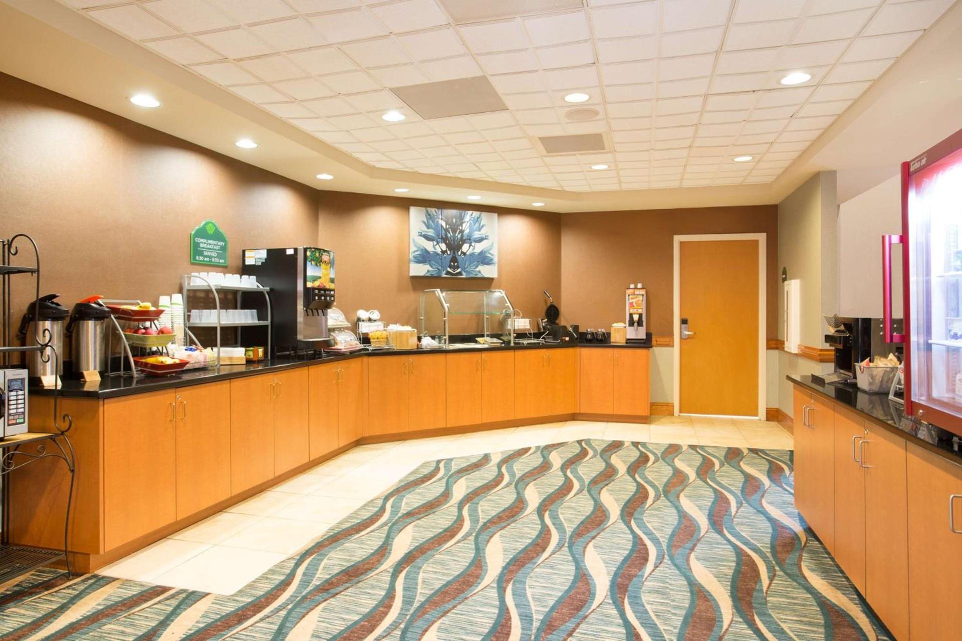 Wingate by Wyndham Garner/Raleigh South photo 3