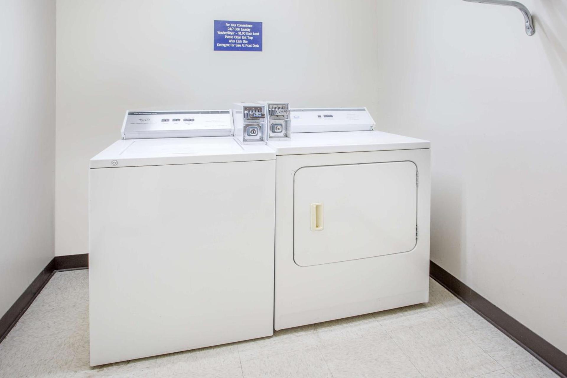 Microtel Inn & Suites by Wyndham photo 5