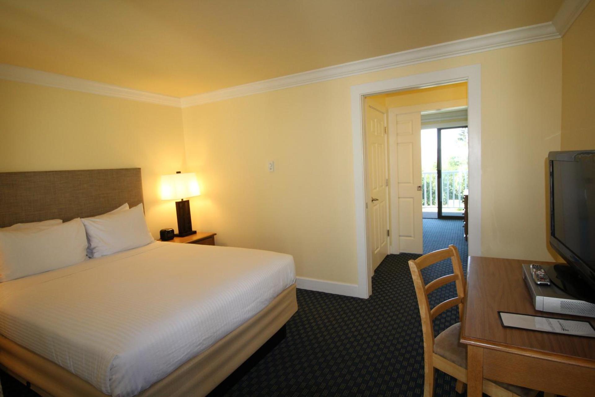 Anacortes Ship Harbor Inn photo 35
