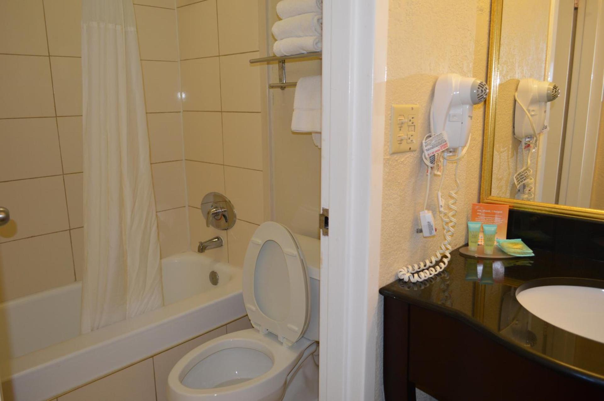 Opal Hotel & Suites photo 26