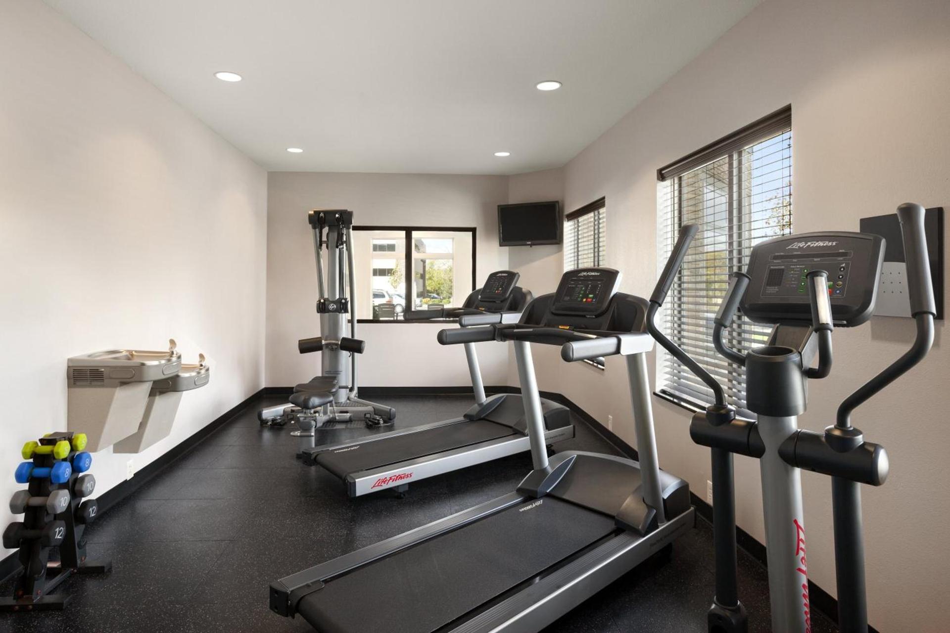 University Hotel Davis Area by IHG photo 27