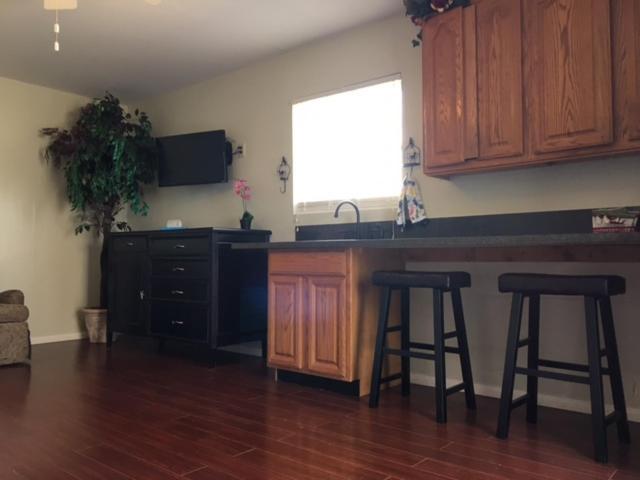 Olancha RV Park and Motel photo 17