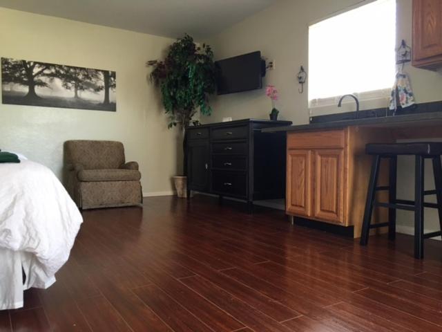 Olancha RV Park and Motel photo 21