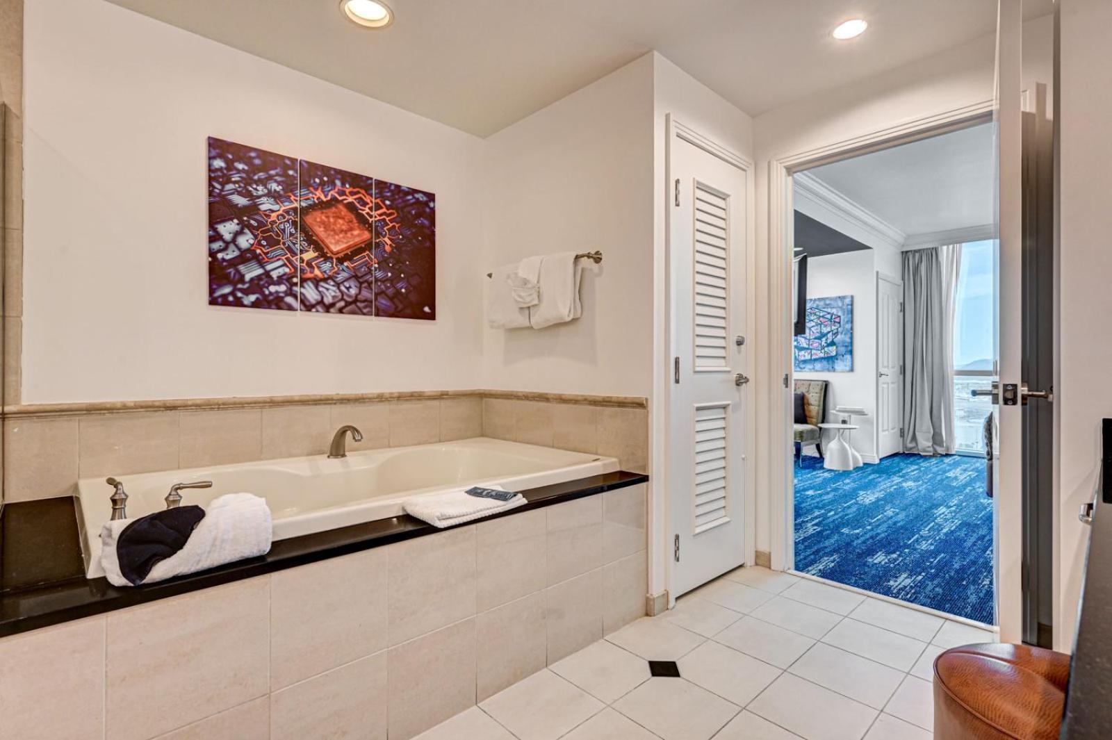 Suite Hub LV HIGH floor Sphere view MGM Signature photo 23