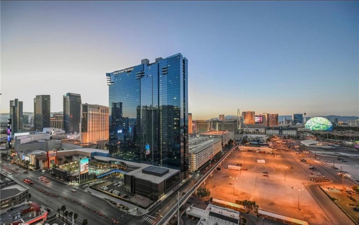 The LORA reimAgIned at MGM Signature FI Grandstand view photo 58