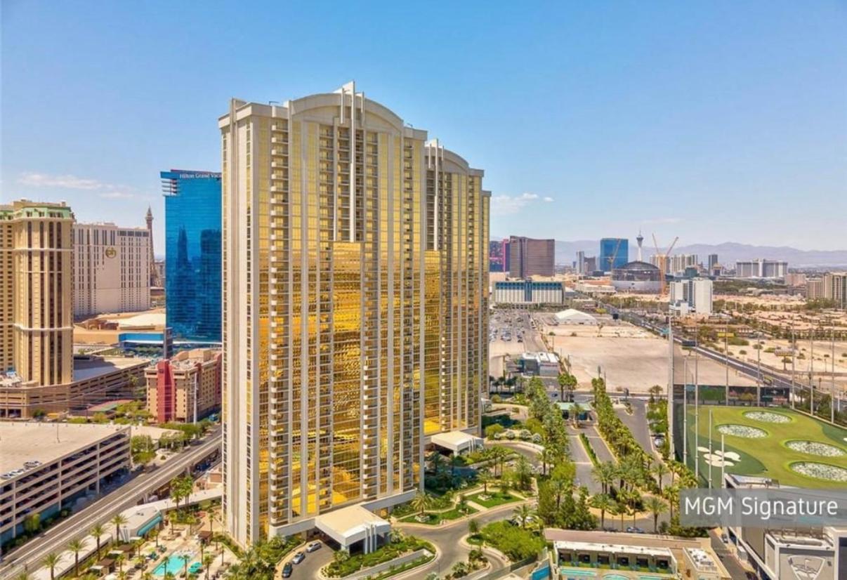 The LORA reimAgIned at MGM Signature FI Grandstand view photo 55