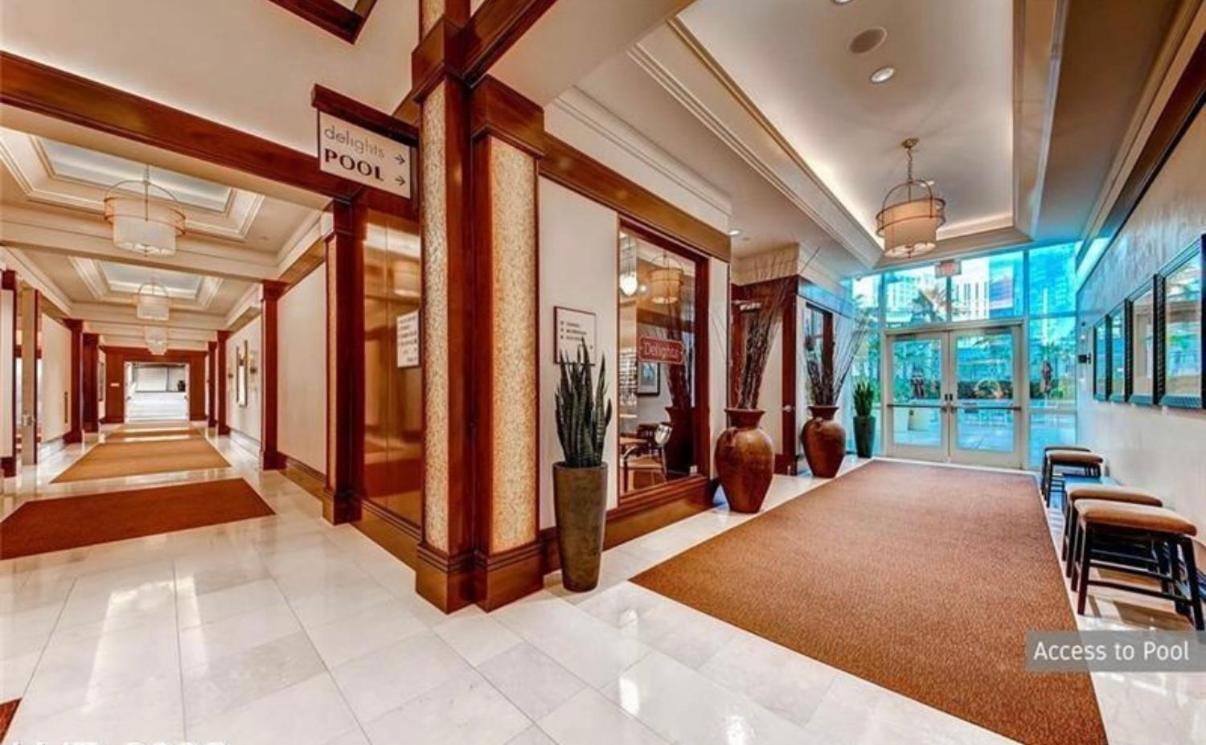 Lumiere Suite at MGM Signature Tower 1 with Balcony 5 MIN WALK FROM F1 GRANDSTAND photo 78