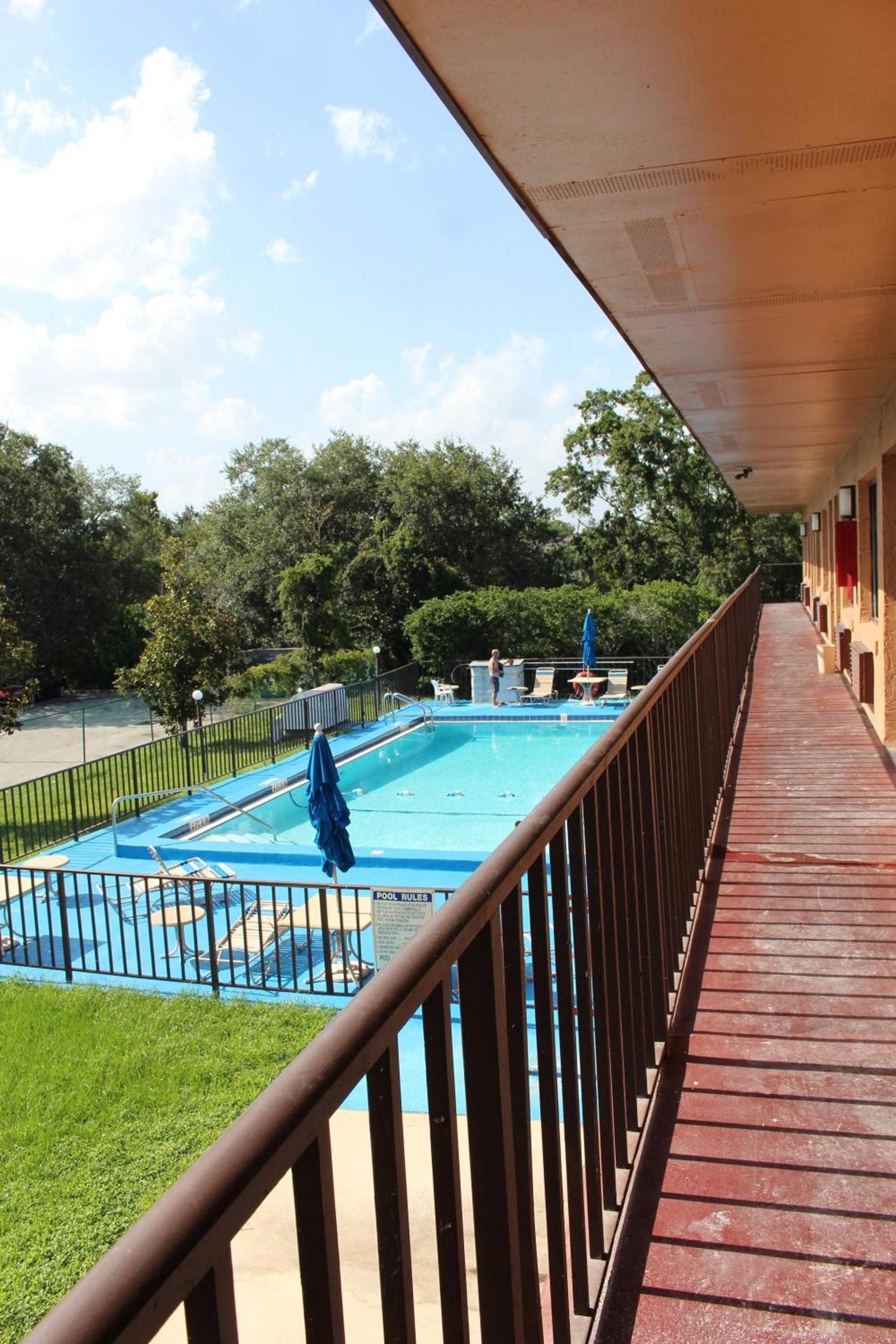 Oak Ridge Inn photo 12