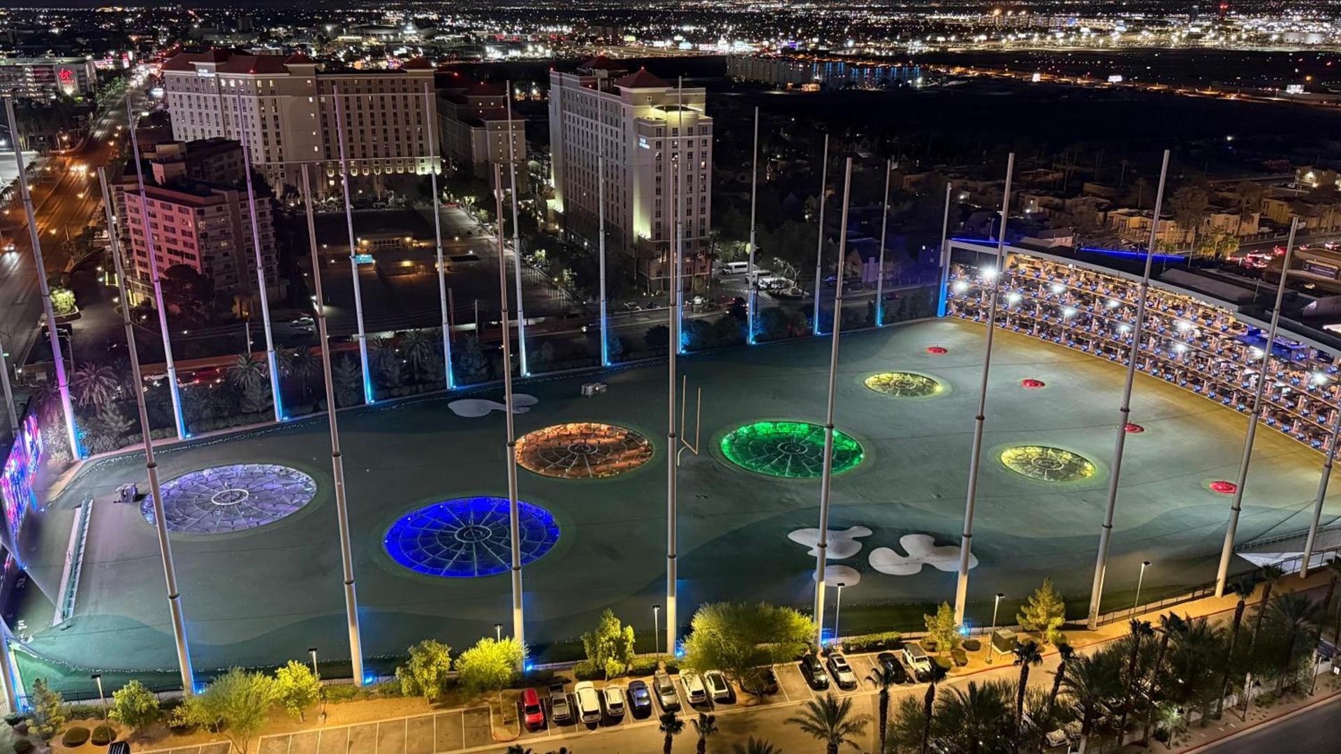 Suite Hub LV HIGH floor Sphere view MGM Signature photo 88