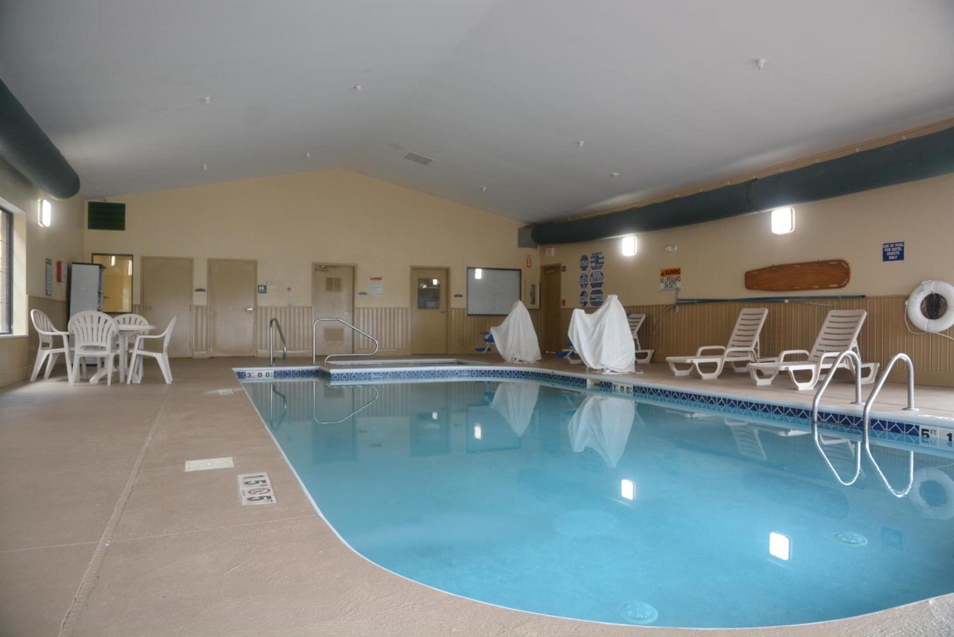 Countryside Inn and Suites photo 17