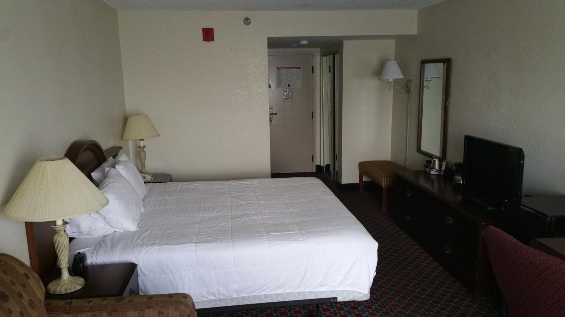 Imperial Swan Hotel and Suites Lakeland photo 28