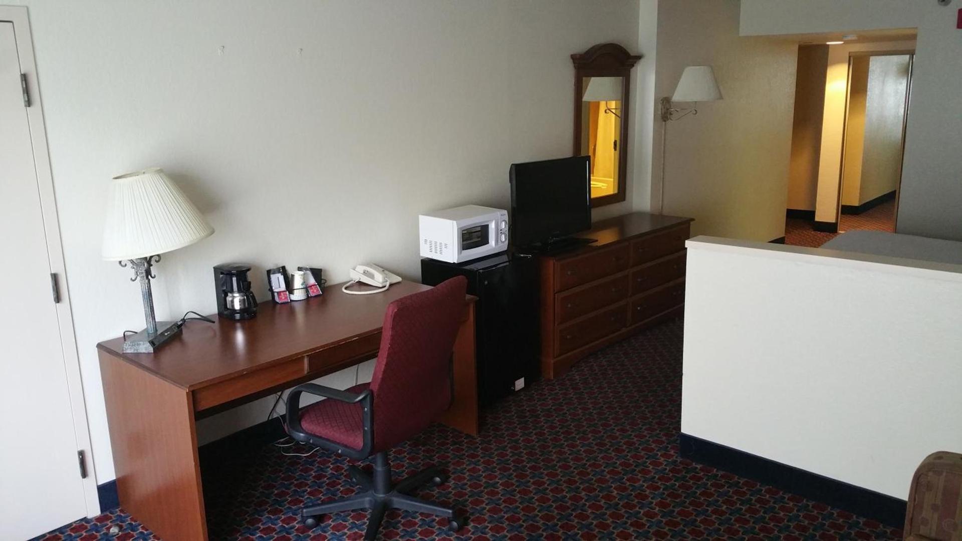 Imperial Swan Hotel and Suites Lakeland photo 35