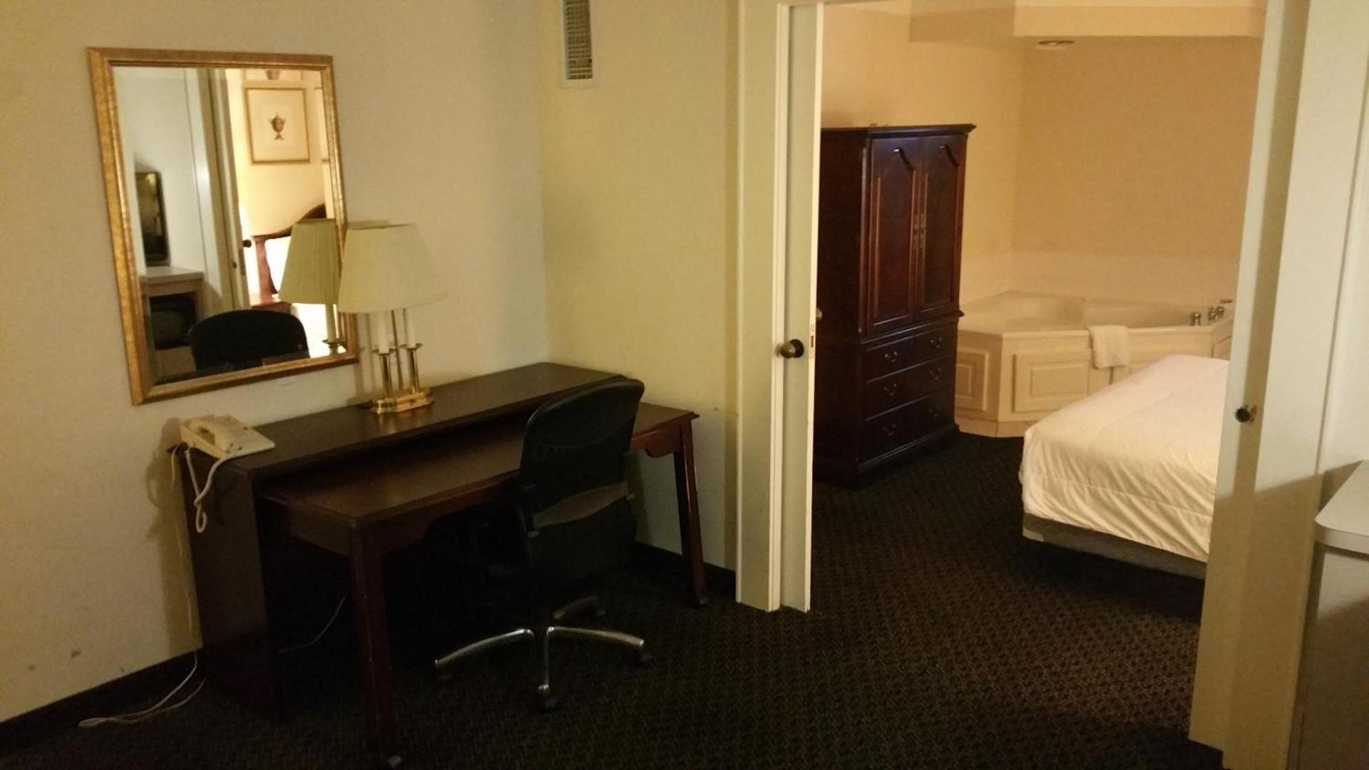 Imperial Swan Hotel and Suites Lakeland photo 36
