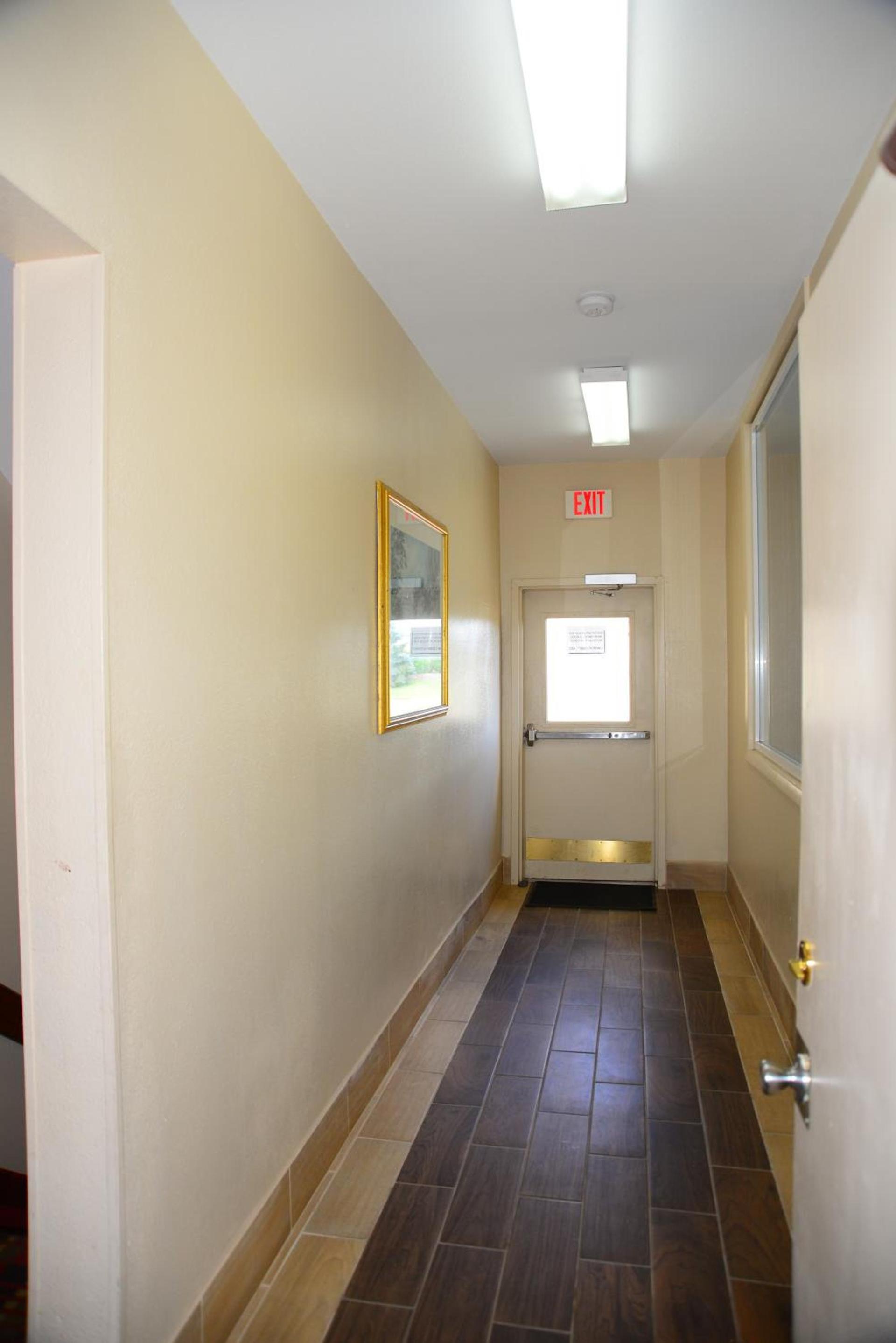 Budget Inn Express photo 33