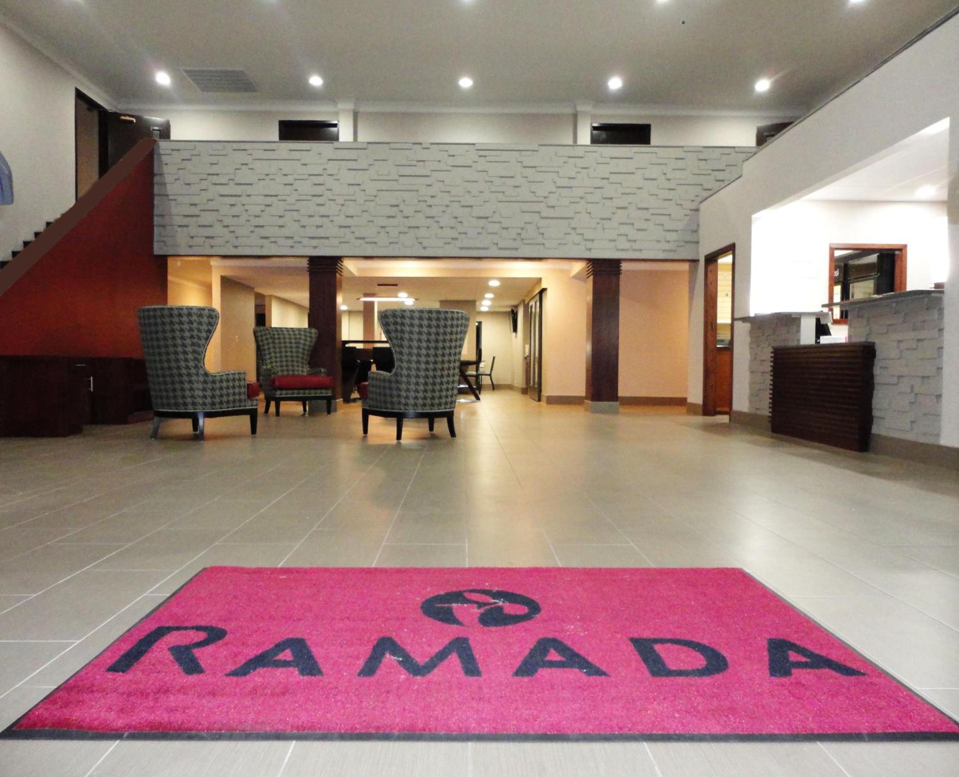 Ramada by Wyndham Tuscaloosa photo 15