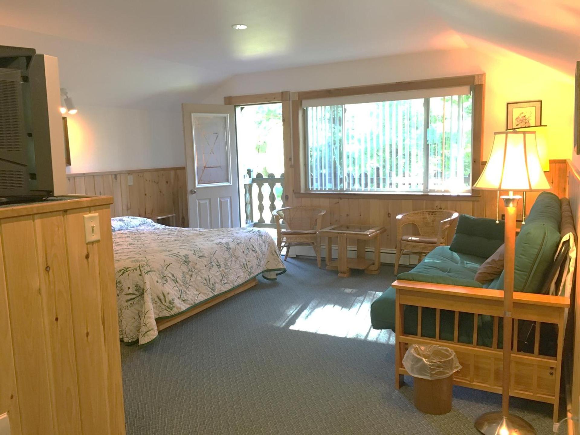 Slide Mountain Forest House photo 8