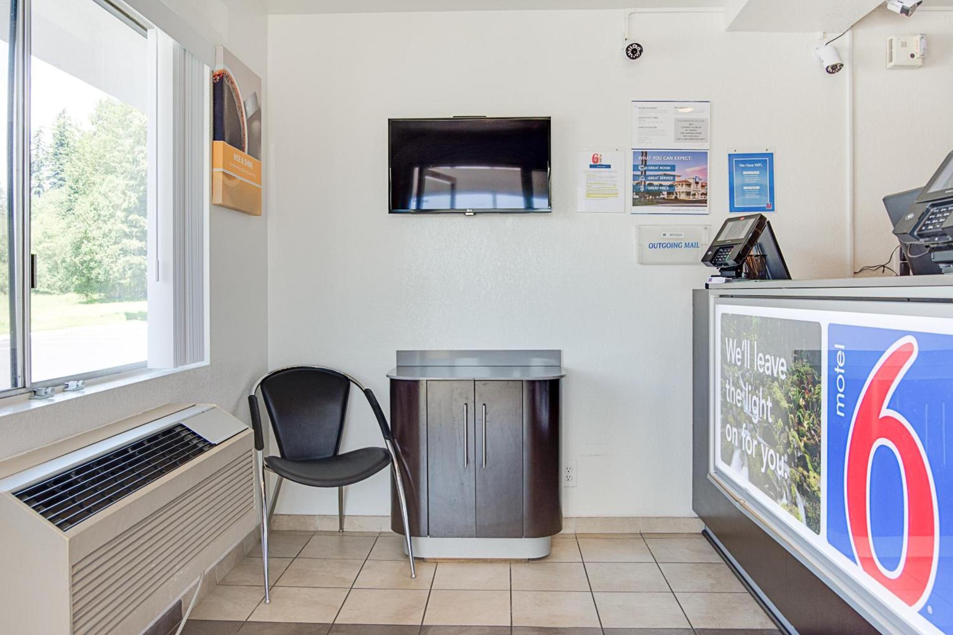 Motel 6-Kelso, WA - Mt. St. Helens photo 23