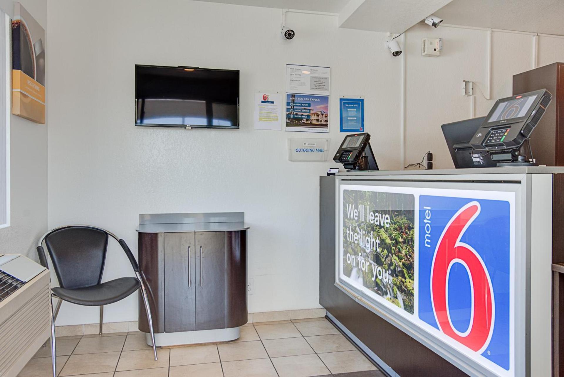 Motel 6-Kelso, WA - Mt. St. Helens photo 22
