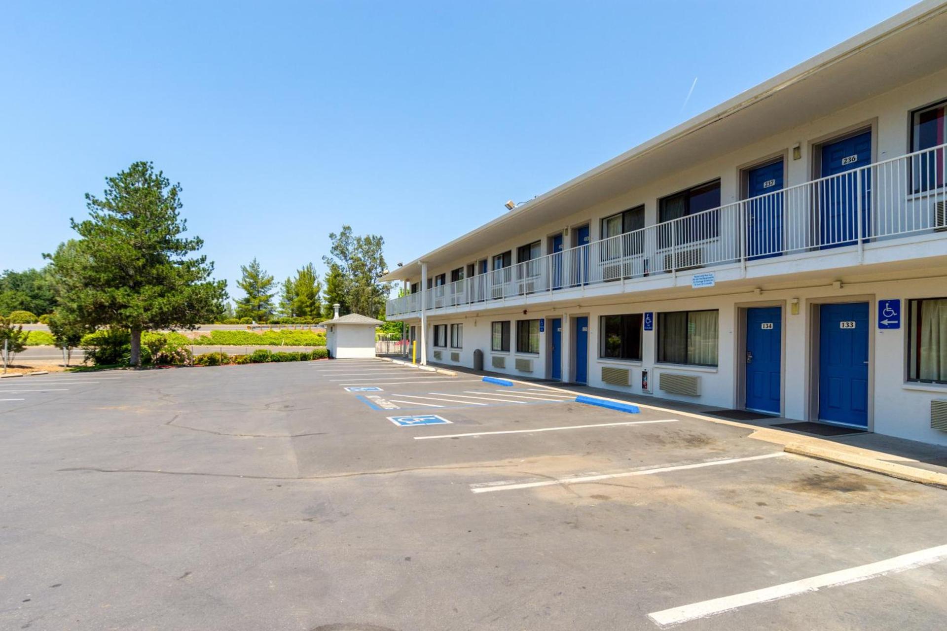 Motel 6-Redding, CA - Central photo 5
