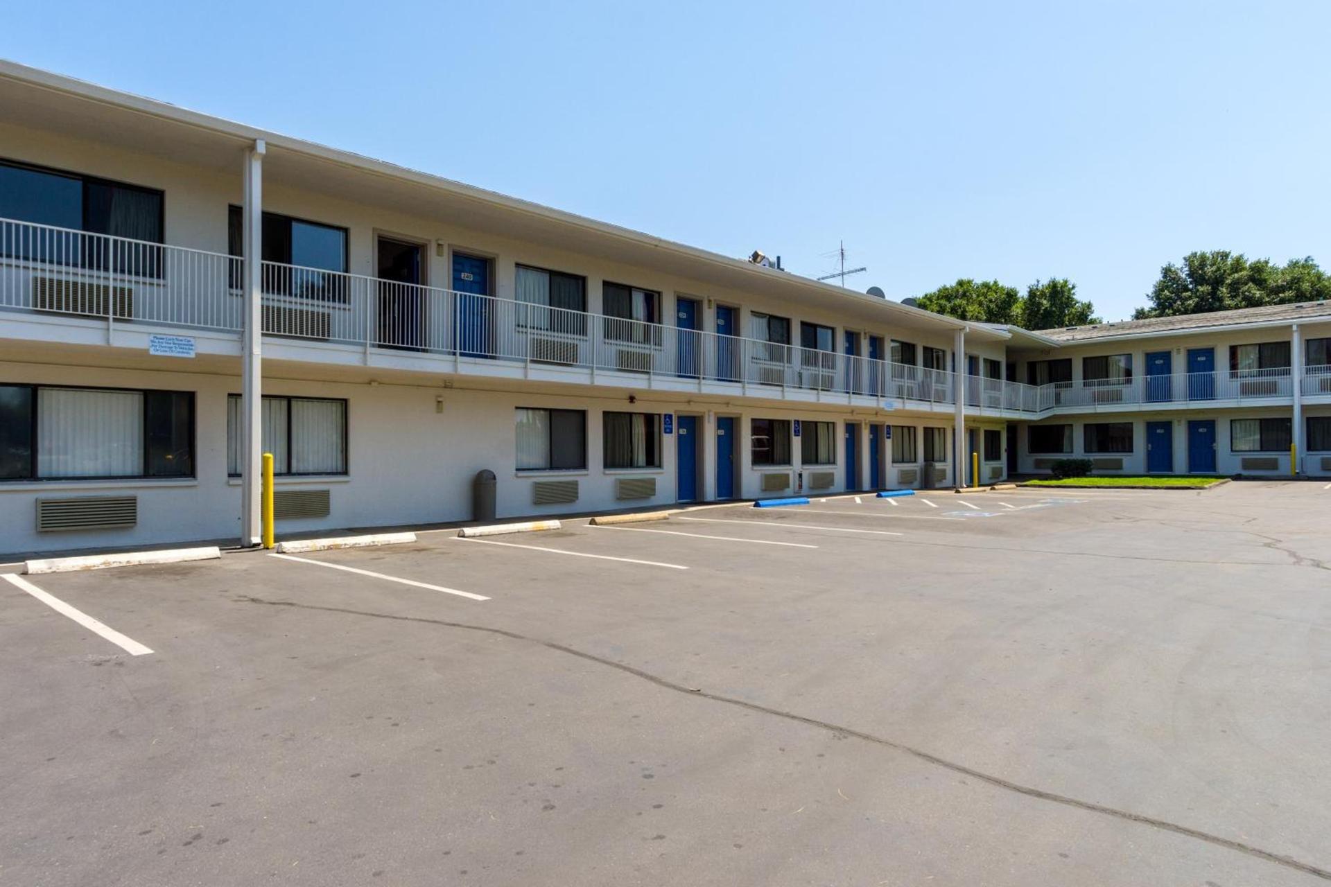Motel 6-Redding, CA - Central photo 7