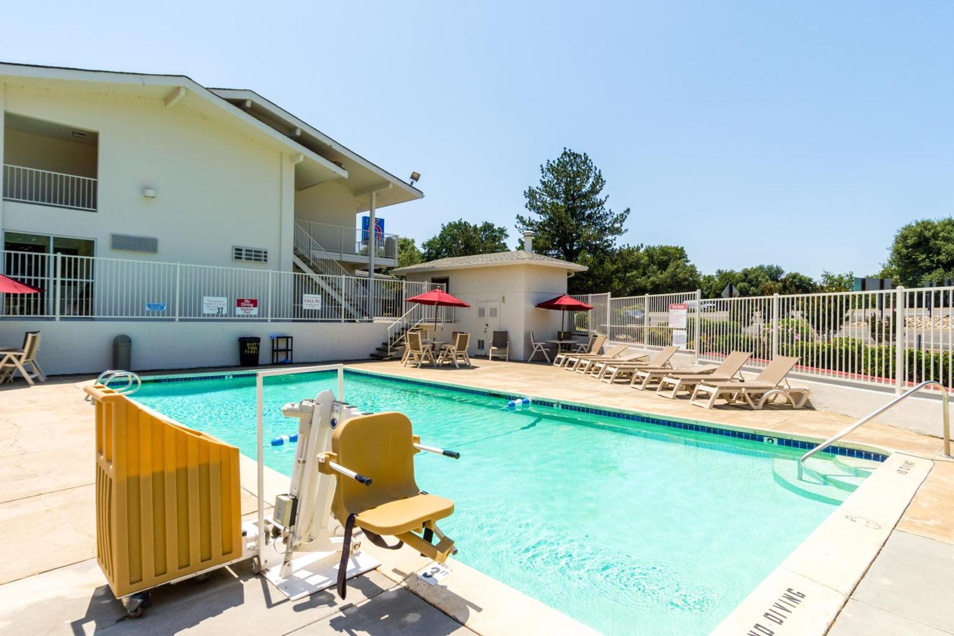 Motel 6-Redding, CA - Central photo 16