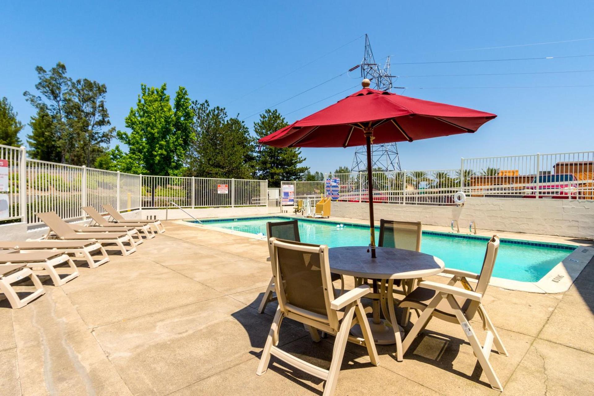 Motel 6-Redding, CA - Central photo 10