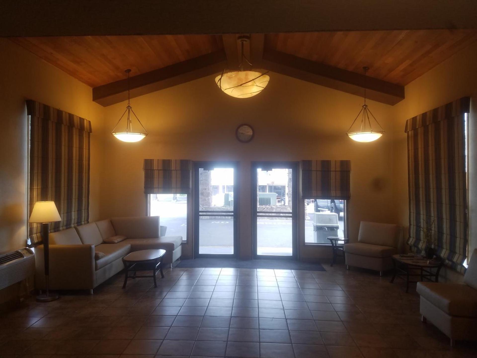 Super 8 by Wyndham Casper East/Evansville photo 35