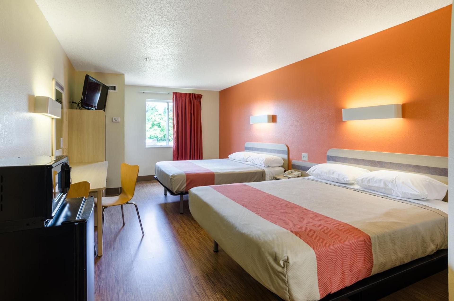 Motel 6-Bristol, VA photo 5