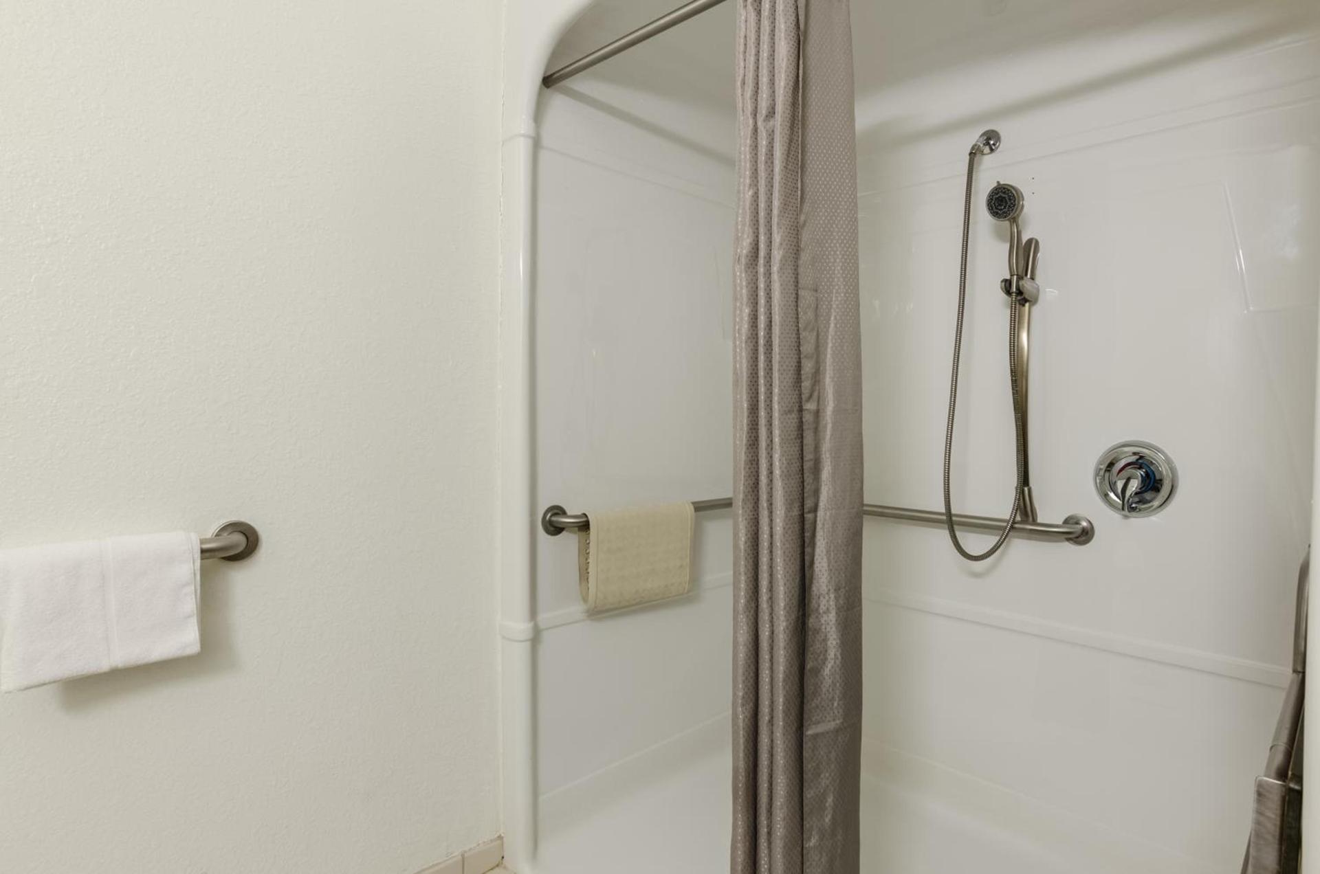 Motel 6-Bristol, VA photo 34